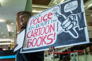 Zunar police please return books